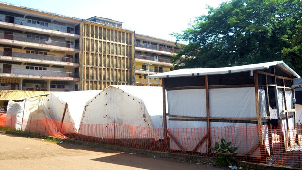 ebola-isolation-ward-620-451439912.jpg