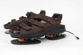 nasa-space-shoes350.jpg