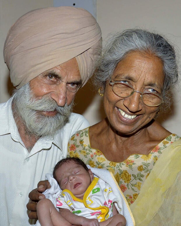 Oldest Woman Pregnant 105