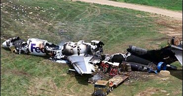 FedEx 727 Crashes On Landing CBS News