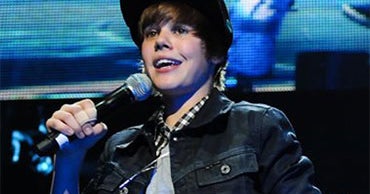 Justin Bieber S Manager Arrested For Quot Refusing To Tweet | justin bieber s manager arrested for quot refusing to tweet Justin Bieber S Manager Arrested For Quot Refusing To Tweet | justin bieber s manager arrested for quot refusing to tweet