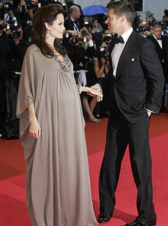 Pics Of Angelina Jolie Pregnant 31