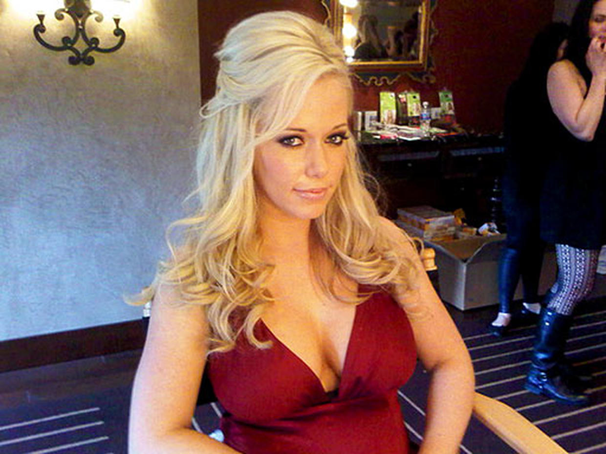 Kendra Wilkinson Sex Tape Scandal Photo 6 Pictures Cbs News 