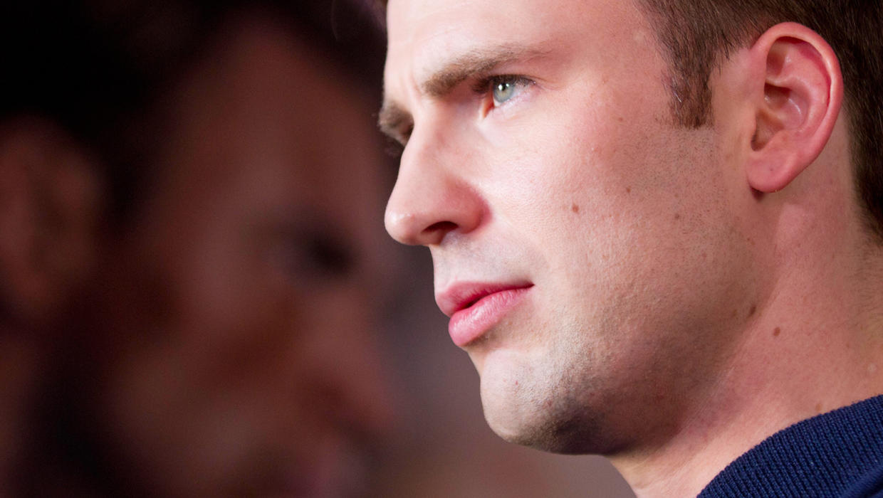 Chris Evans brings "Captain America" to Comic-Con - CBS News