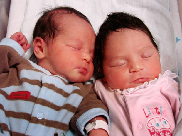double uterus, twins