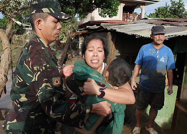 Deadly Floods In The Philippines Photo 1 Pictures Cbs News