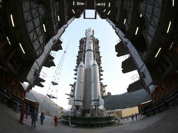 china_moon_rover_rocket.jpg