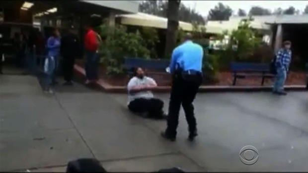tasers-officer.jpg