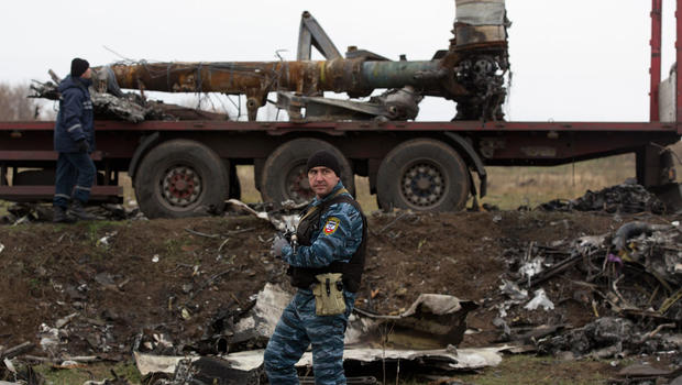 Malaysia Airlines Flight 17 Last of wreckage collected  CBS News