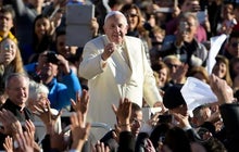 Pope Francis played role in changing Cuba-U.S. policy