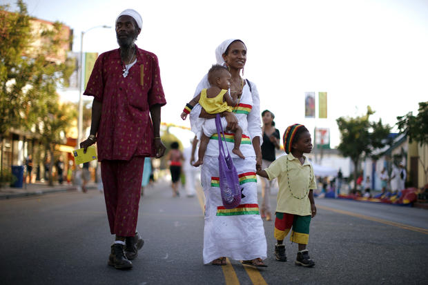 Boyle Heights - Los Angeles: County of diversity - Pictures - CBS News