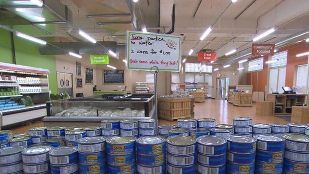 New twist on the supermarket for low-income families - CBS News