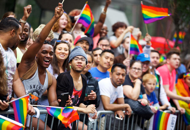 Gay Pride Parade Ny Celebrates Supreme Court Ruling Pictures Cbs News