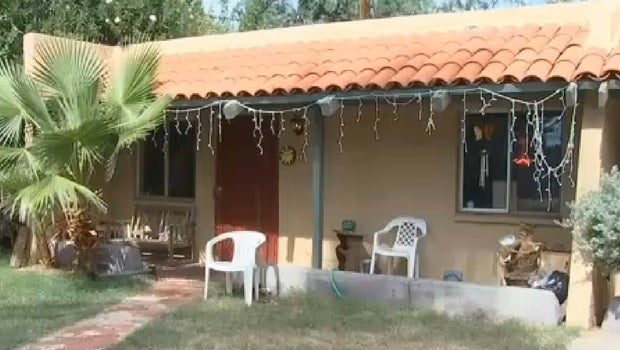 Ariz. police identify decapitation victim - CBS News