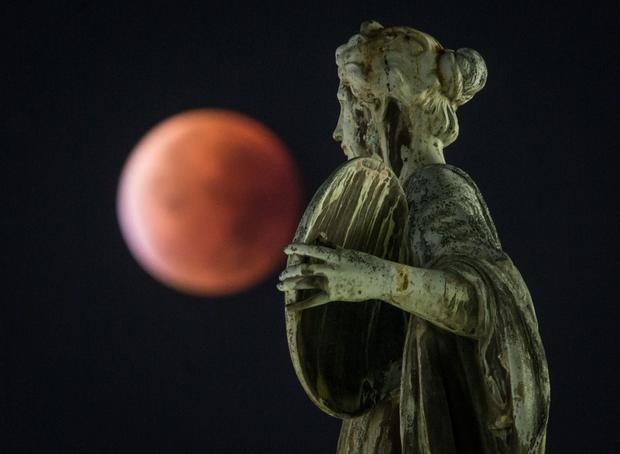 rare super blood moon eclipse astrology meaning