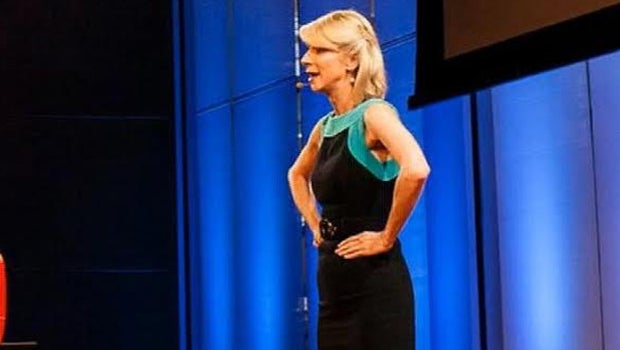​Harvard Psychologist Amy Cuddy Strikes a Power Pose
