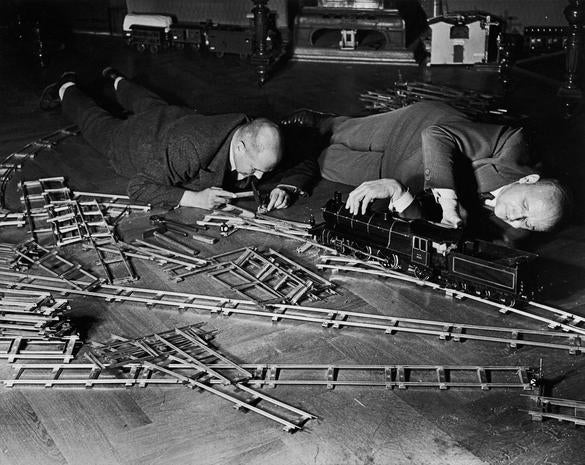 life magazine photographer alfred eisenstaedt. life magazine photographer alfred eisenstaedt.