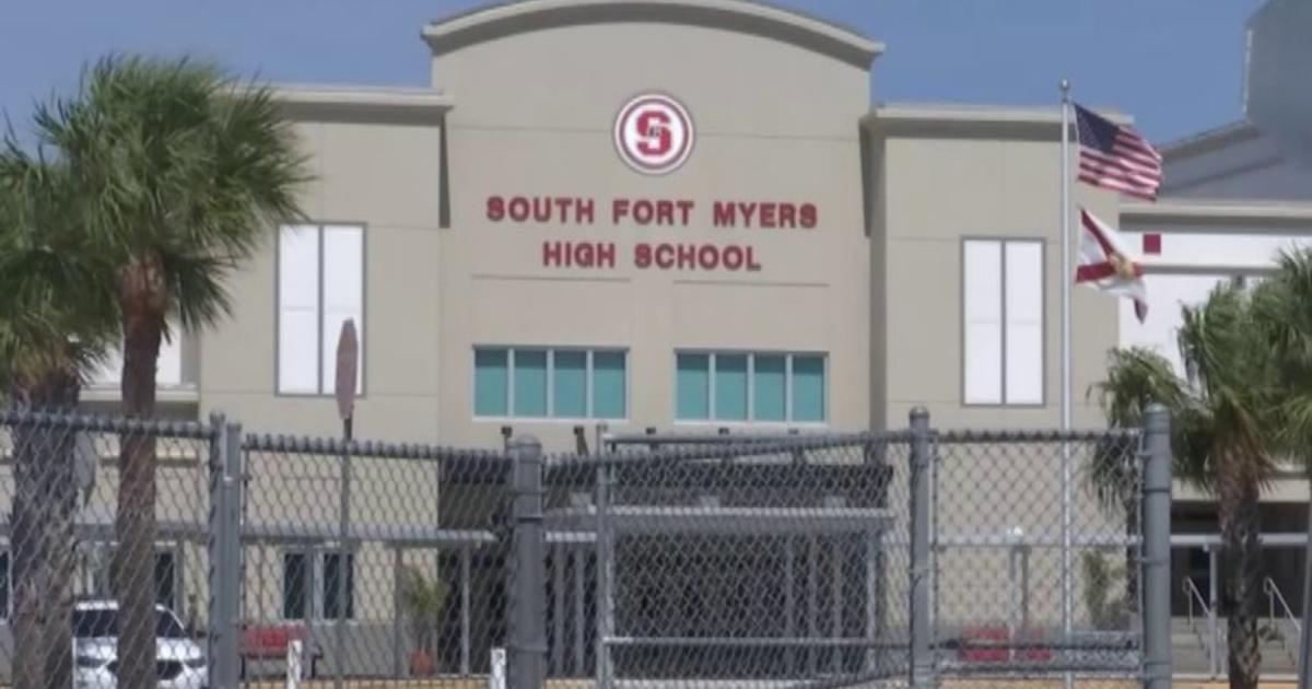 Florida Police Investigate Sex Scandal Involving High School Girl 25