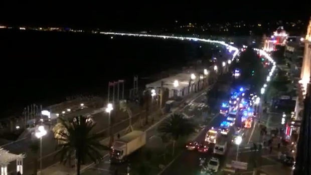 Truck plows into crowd in Nice, France 