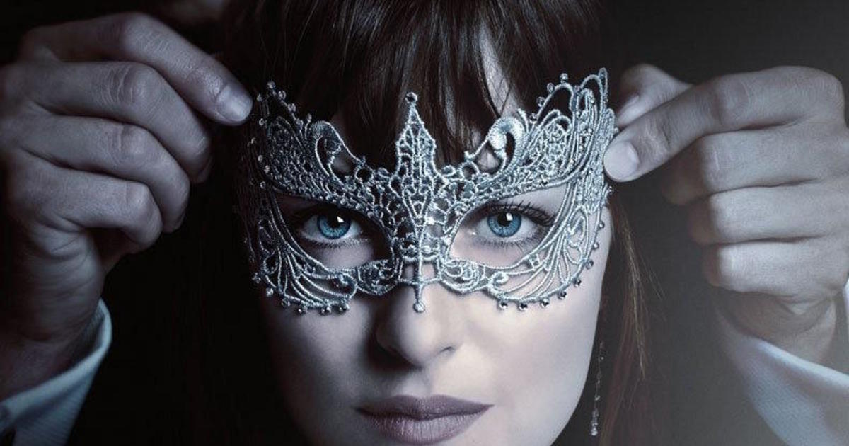 The First Fifty Shades Darker Trailer Is Here Cbs News 