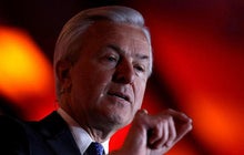 Wells Fargo CEO forfeits $41M in stocks