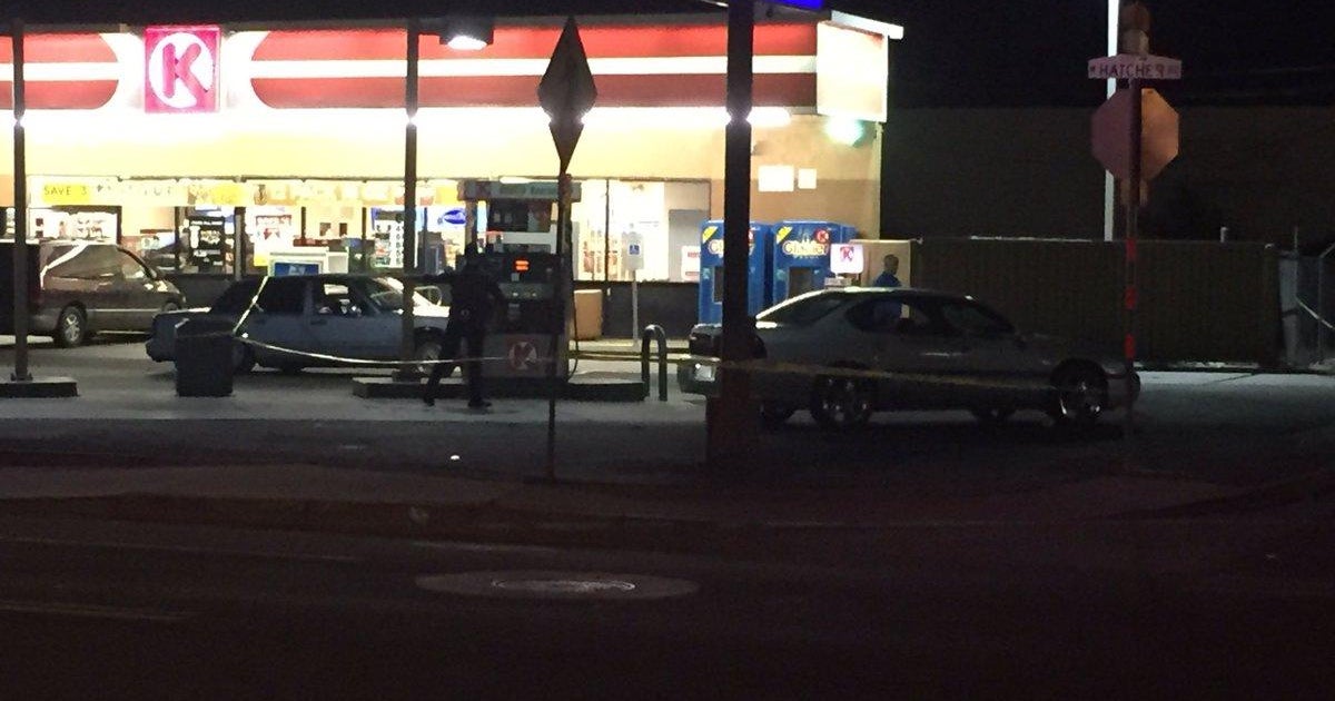 Police: Phoenix woman uses car to run over man fighting with her boyfriend - CBS News