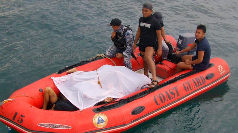 philippines-piracy-ap-17010290431156.jpg