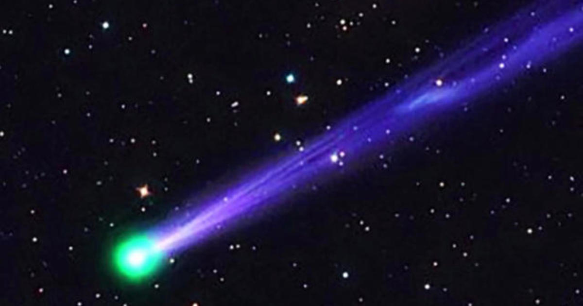 Comet to zoom by Earth