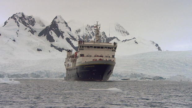 phillips-antarctica-killer-whales-frame-739.jpg