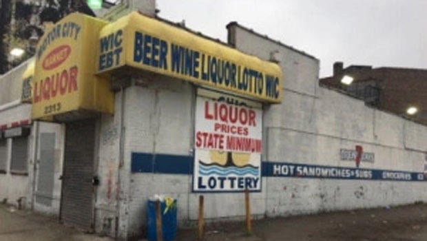 Off-duty officer critically wounded, suspect dead in Detroit shootout Off-duty officer critically wounded, suspect dead in Detroit shootout