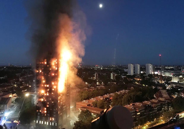 london-fire-kensington-grenfell-tower-695801008.jpg
