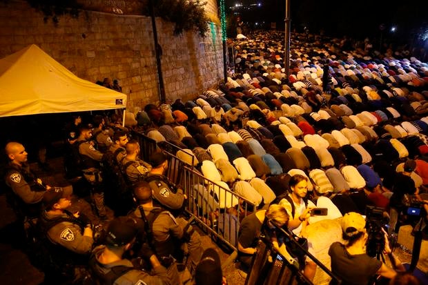 Israel Removes Metal Detectors from Jerusalem's Haram al-Sharif