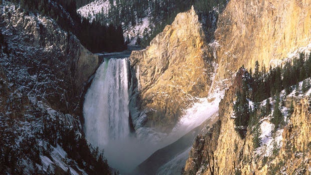 lower-falls-yellowstone-national-park-verne-lehmberg-620.jpg