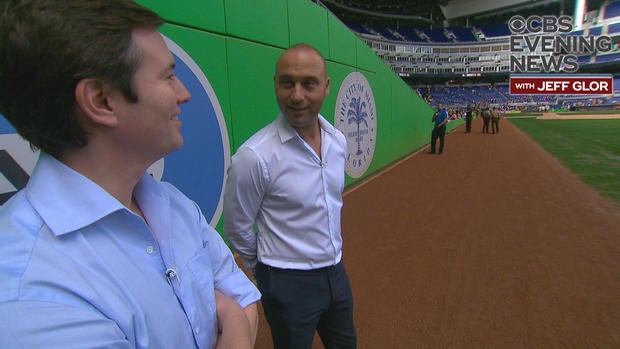 final-jeter-and-jeff-on-field-frame-13757.jpg