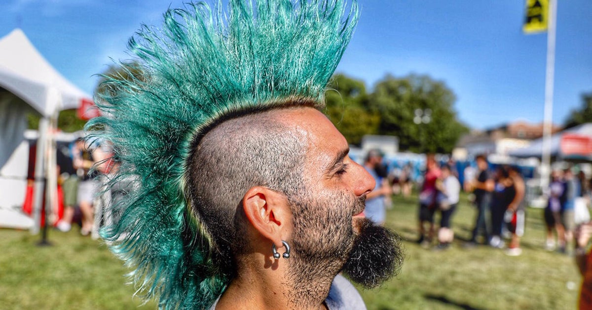 Scenes from Riot Fest - cbs news Scenes from Riot Fest