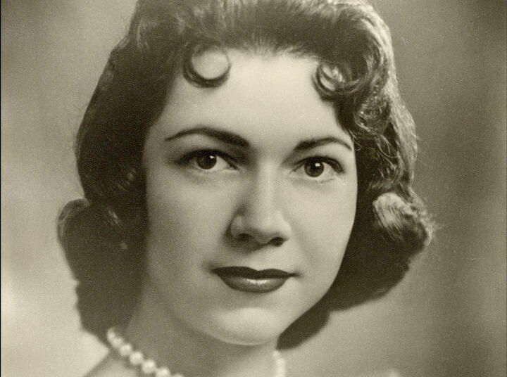 Irene Garza