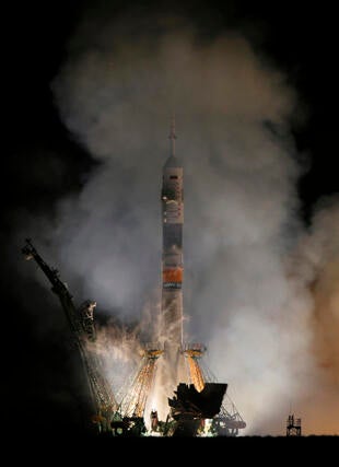 soyuz-launch-small-ap269687929791.jpg