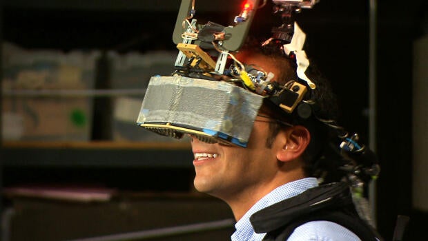 virtual-reality-headset-usc-620.jpg