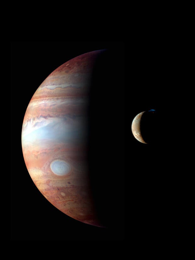 nasa-new-horizon-jupiter-io.jpg