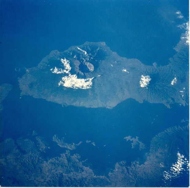 tambora-shuttle.jpg
