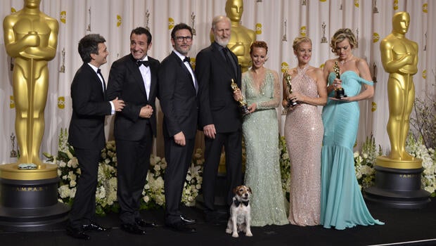 oscars-the-artist-uggie-getty-140036832.jpg