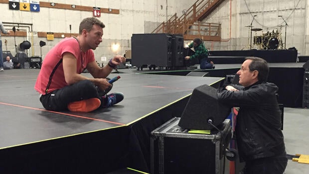 chris-martin-coldplay-rehearsal-anthony-mason-620-5083.jpg