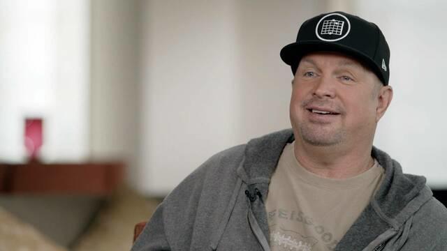 Garth Brooks reflects on legendary career, being “the average guy ...