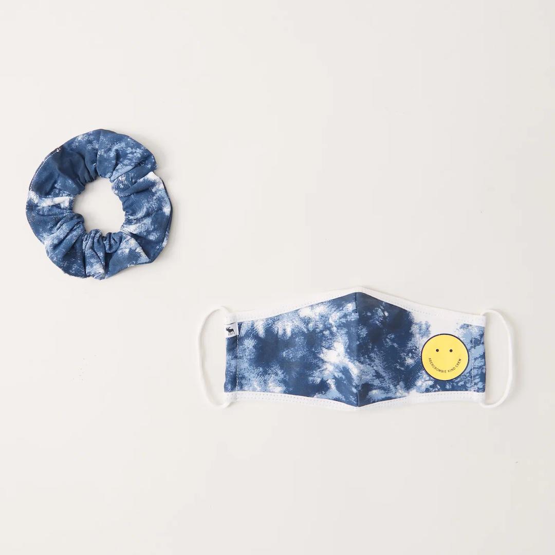 Abercrombie Kids mask and scrunchie set 