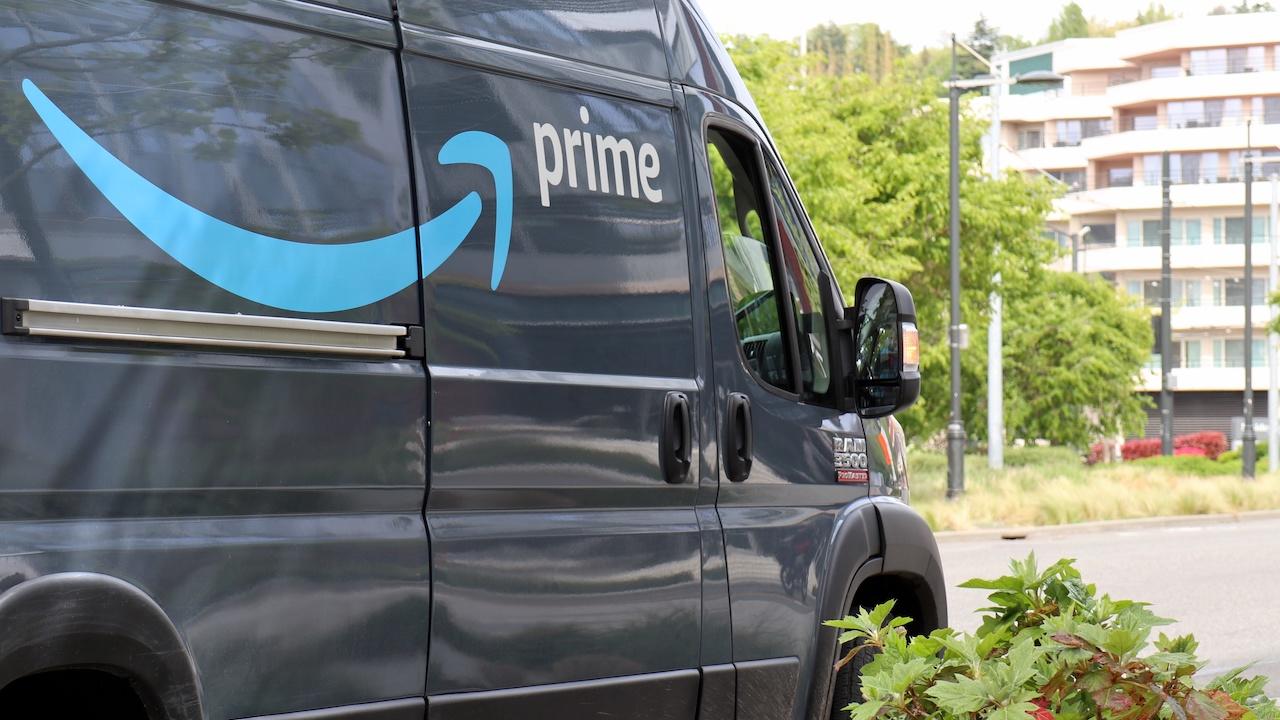 Should I Tip Amazon Prime Now Delivery Drivers In 2022?