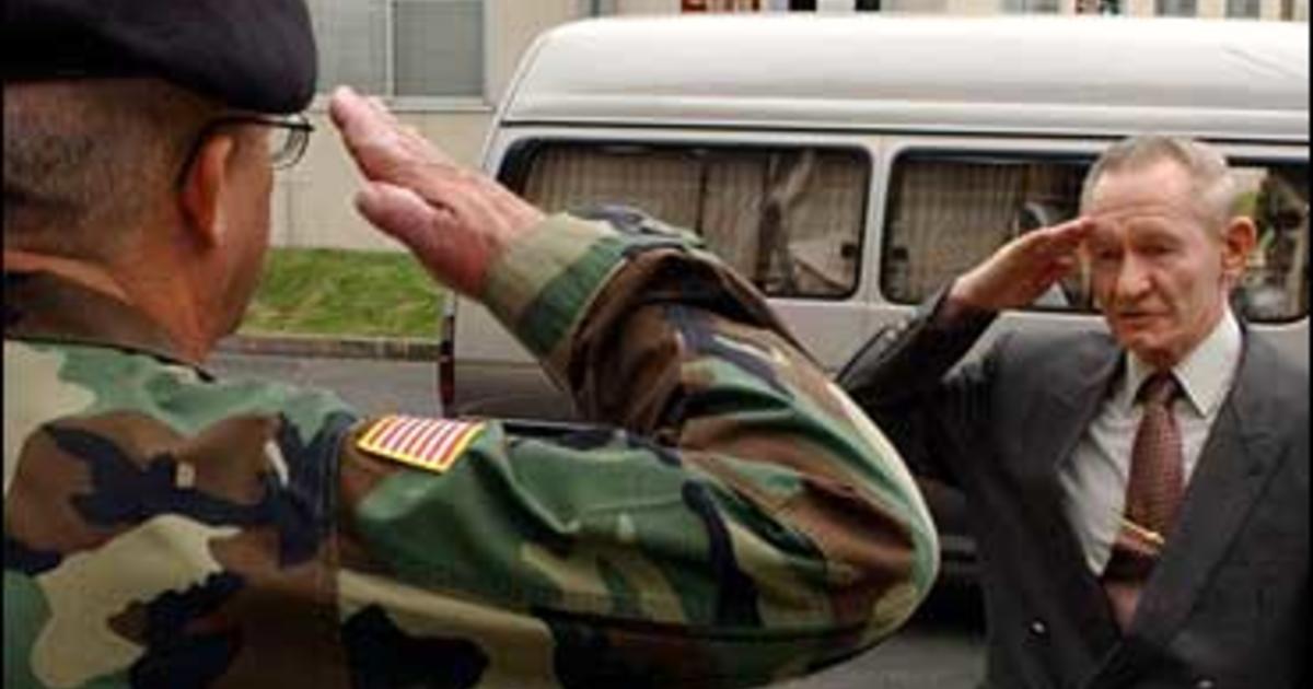 39-Year AWOL Army Sgt. Surrenders - CBS News