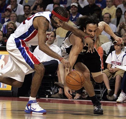 2005 NBA Finals Game 4 CBS News