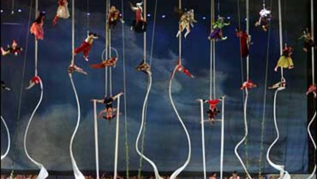 Aerialist - https://www.cbsnews.com/news/tigers-end-yanks-win-streak ...