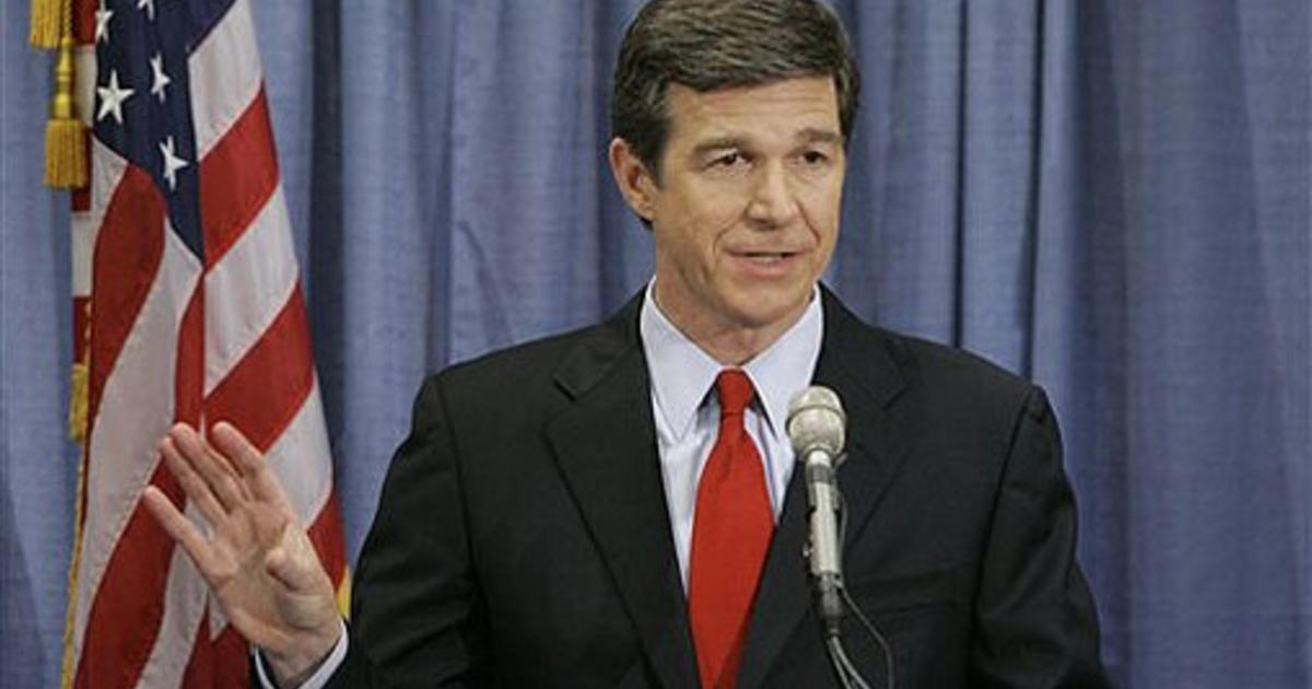 North Carolina Attorney General Wont Defend Transgender Bathroom Law In Court Cbs News