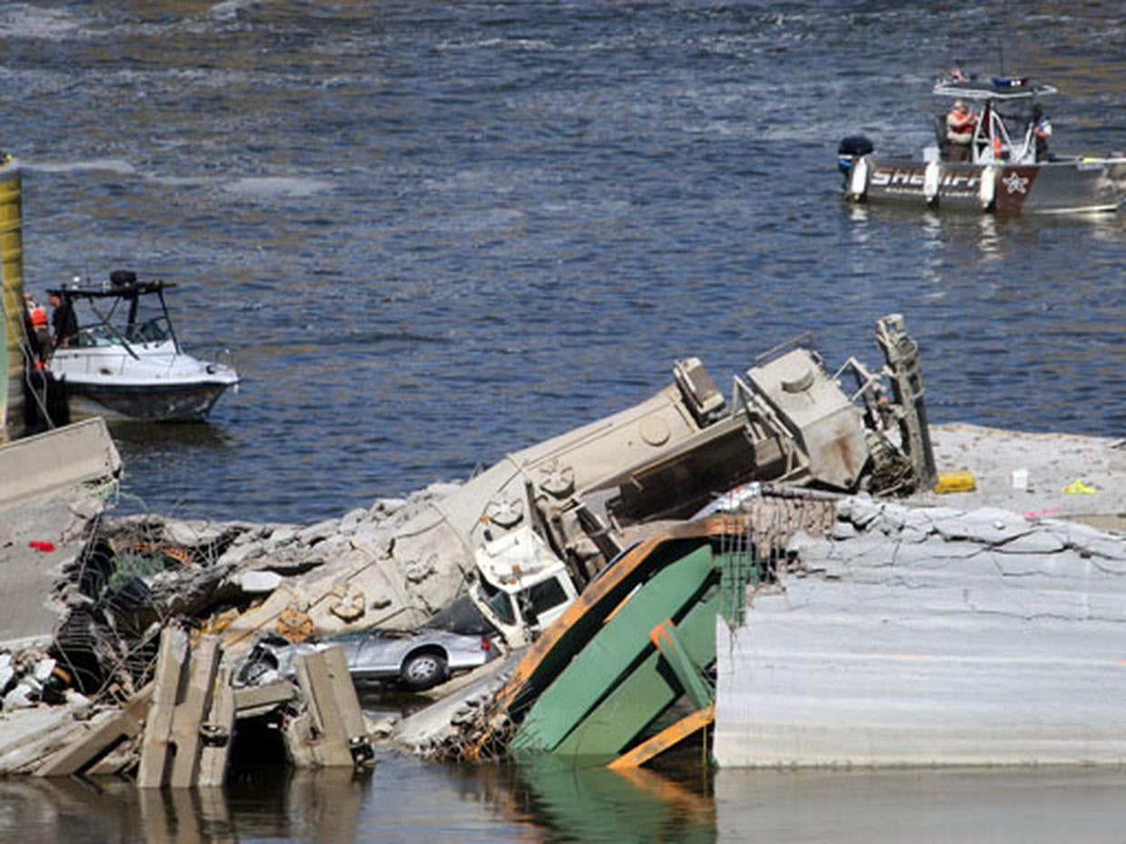 Bridge Collapse Photo 1 CBS News